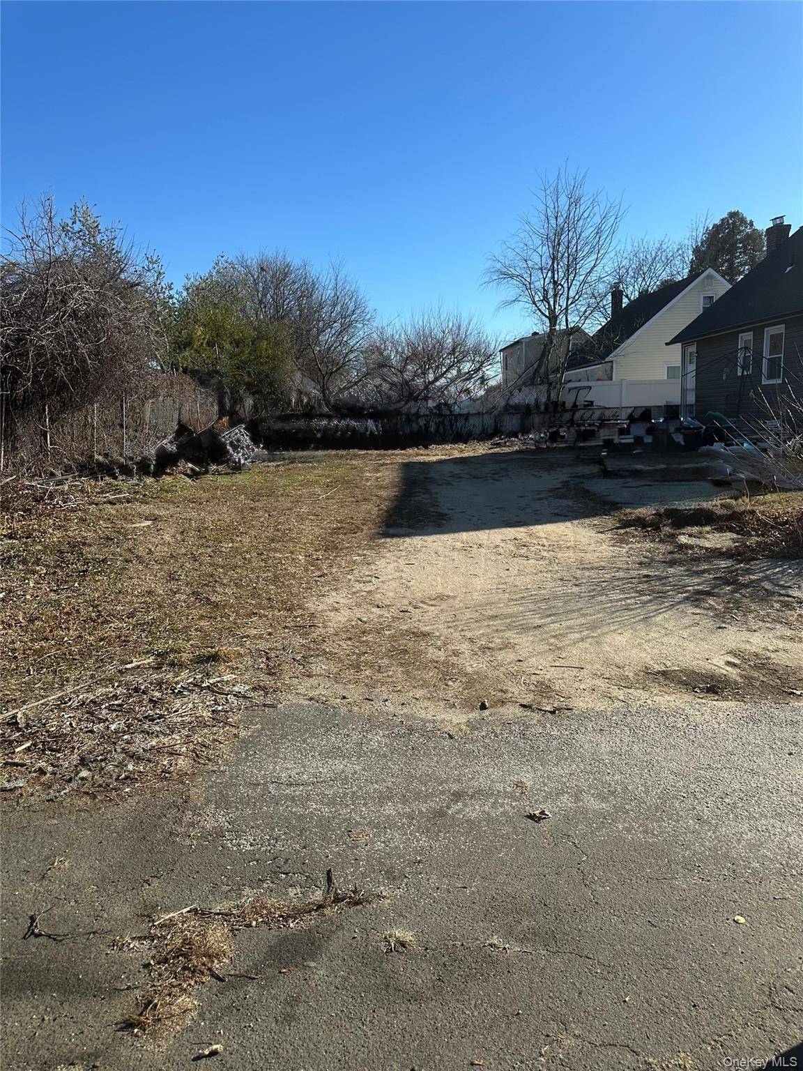 Casa de 4 Dormitorios en Venta en Wyandanch – NY - 3