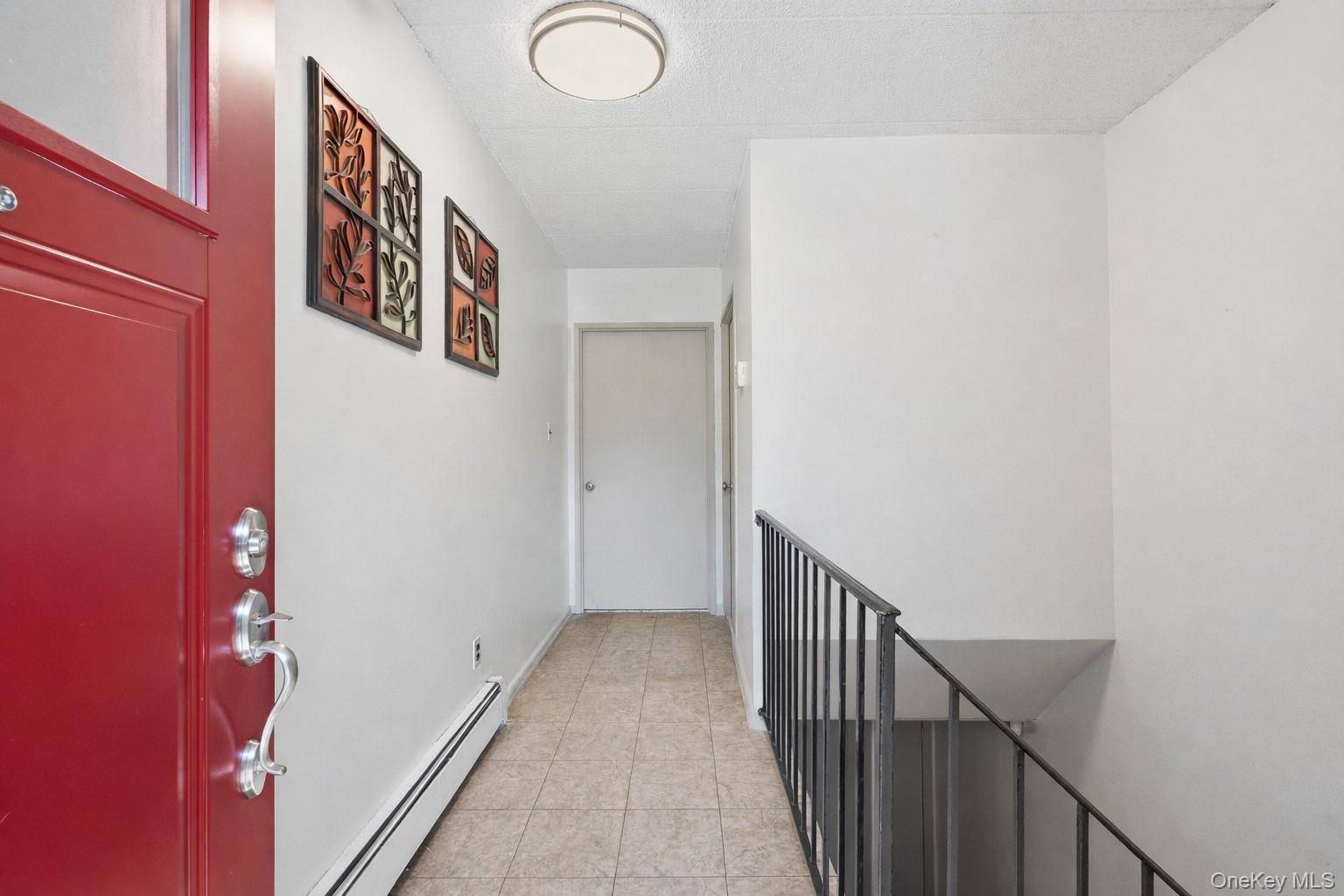 Casa de 5 Dormitórios à Venda no Bronx – 863 Home ST - 3