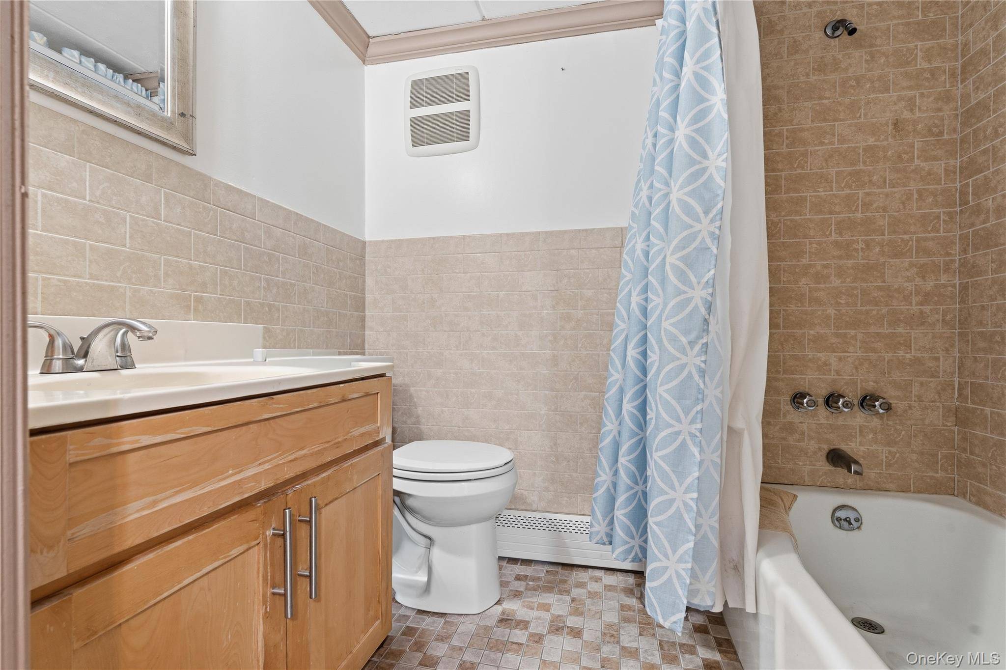 Casa de 5 Dormitórios à Venda no Bronx – 863 Home ST - 8
