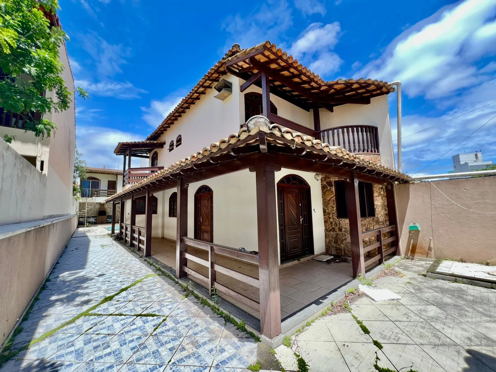 Casa de 6 Dormitórios à Venda na Enseada Azul – Guarapari – ES - 1