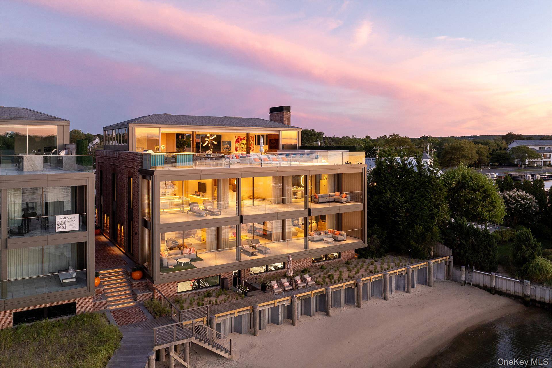 Maison de 8 Chambres à Vendre à Sag Harbor, NY – 2 W Water St - 2