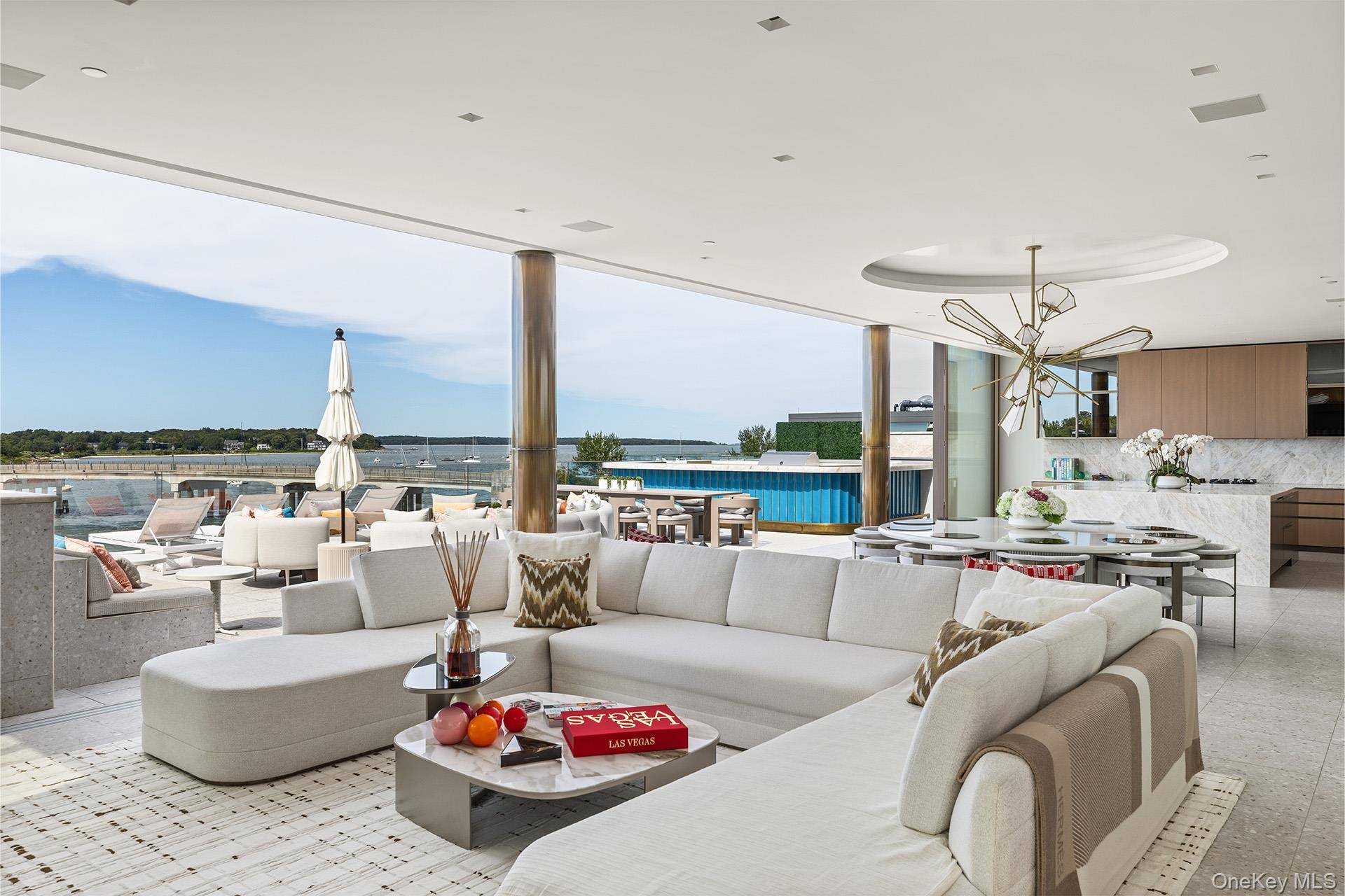 Maison de 8 Chambres à Vendre à Sag Harbor, NY – 2 W Water St - 5