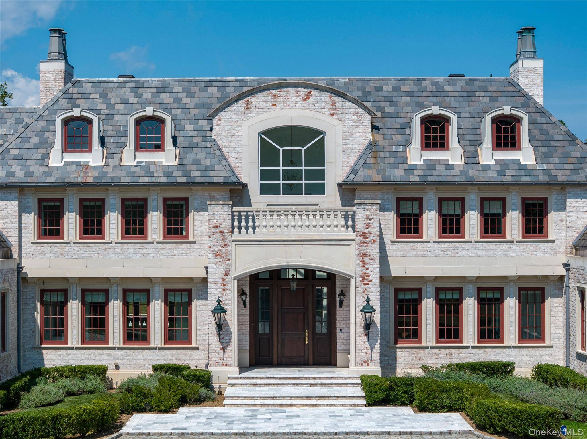 Casa de 8 Dormitórios à Venda em Sands Point – NY - 5