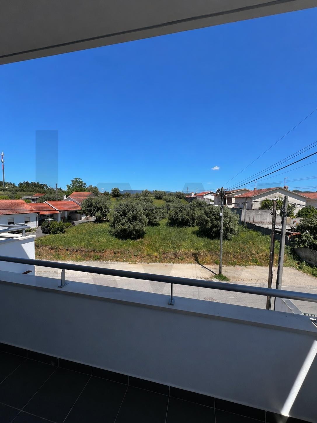 Moradia T4 à Venda em Coimbra - Portugal - 2