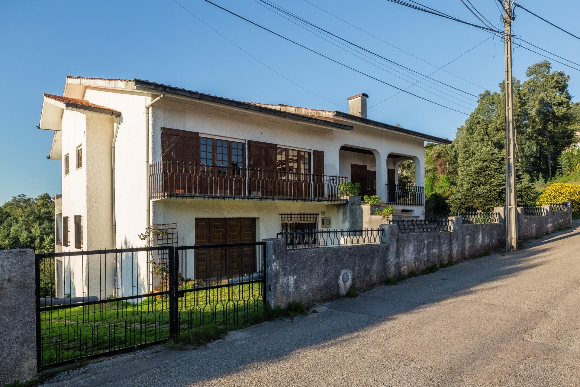 Moradia T4 à Venda em Coimbra - Portugal - 2