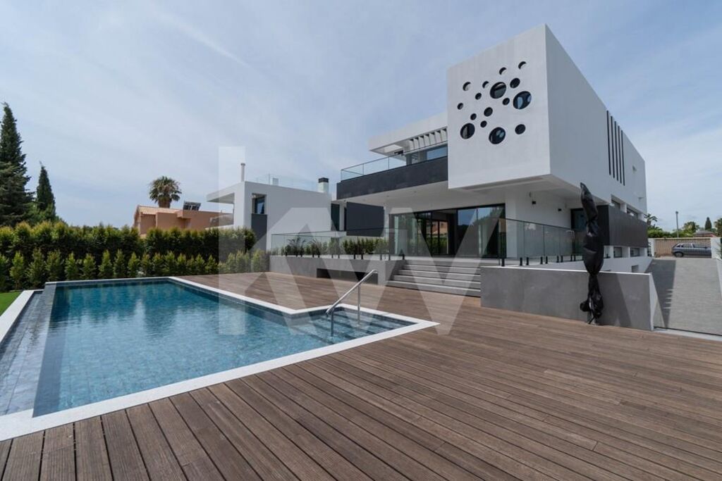 4 Bedroom Home for Sale in Vilamoura - Faro - Portugal - 1