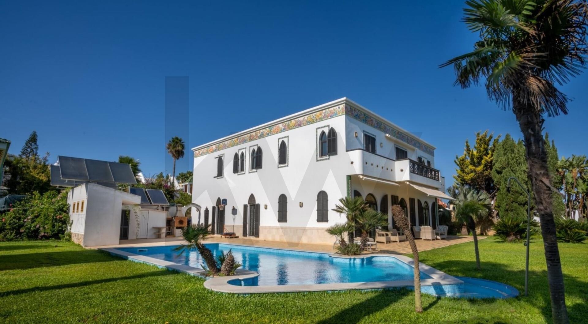 Moradia T5 à Beira-Mar à Venda em Praia Da Luz - Faro - Portugal - 2