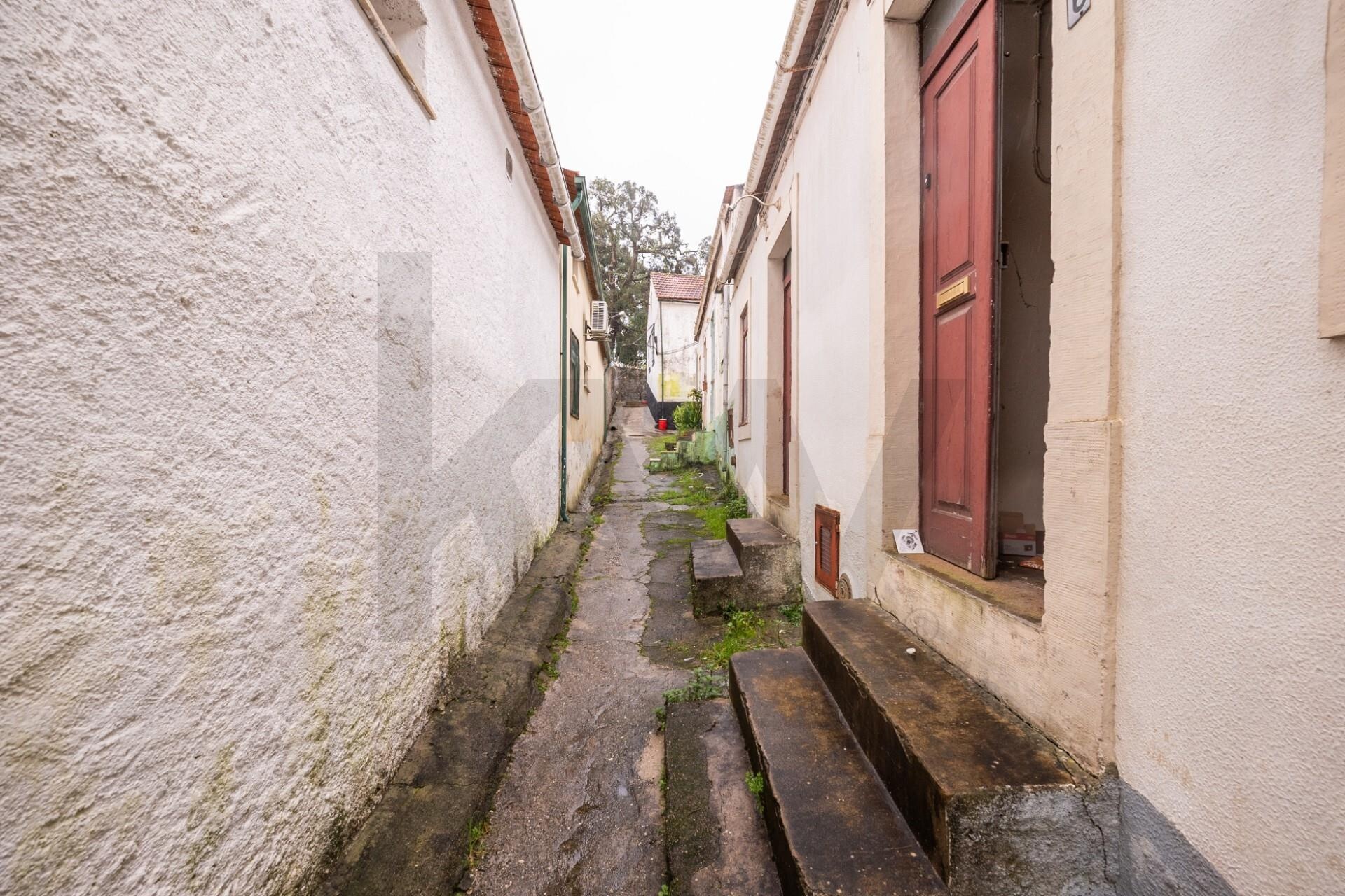 Moradia T5 à Venda em Coimbra - Portugal - 2
