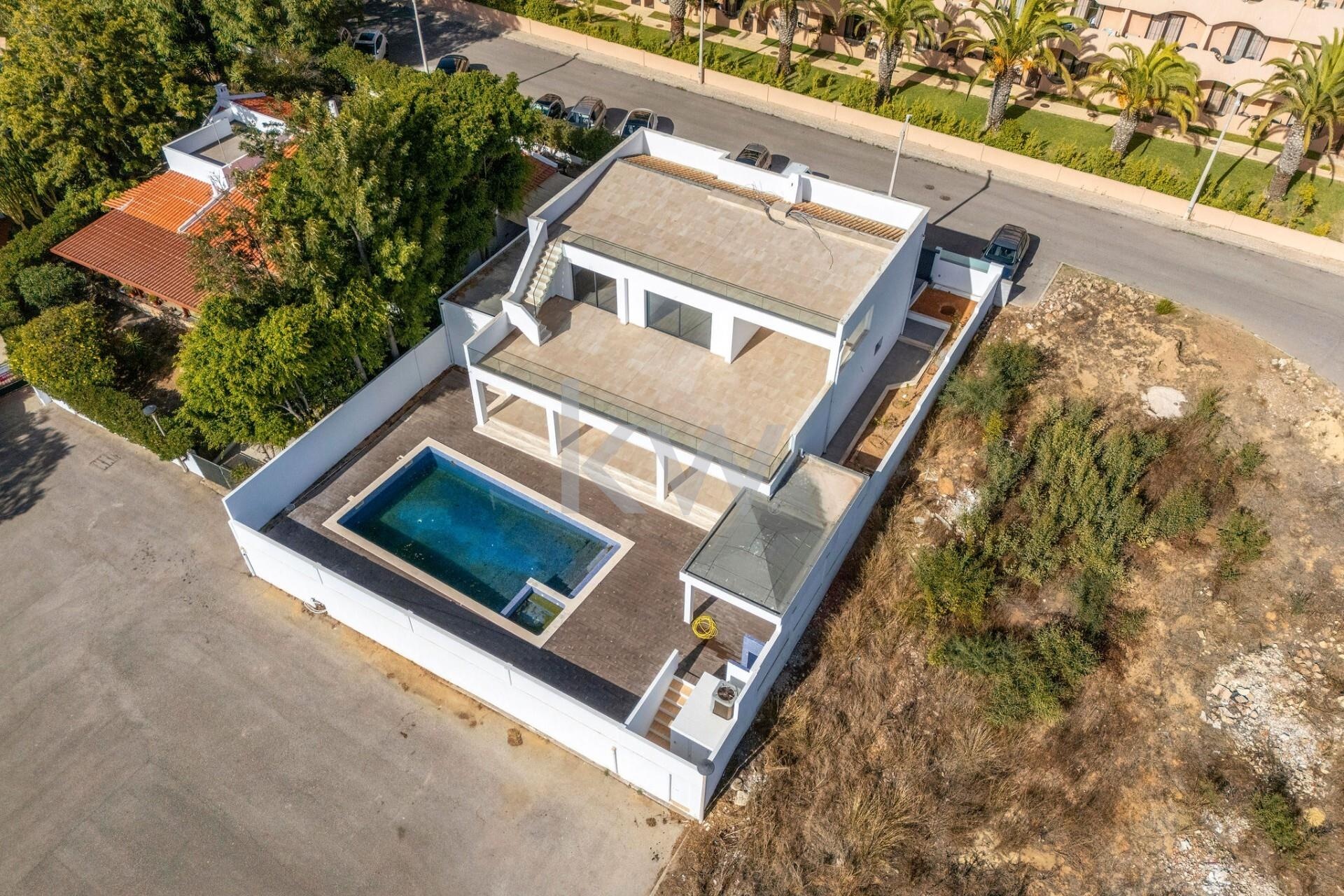 Maison 5 chambres à Vendre à Galé - Faro - Portugal - 2
