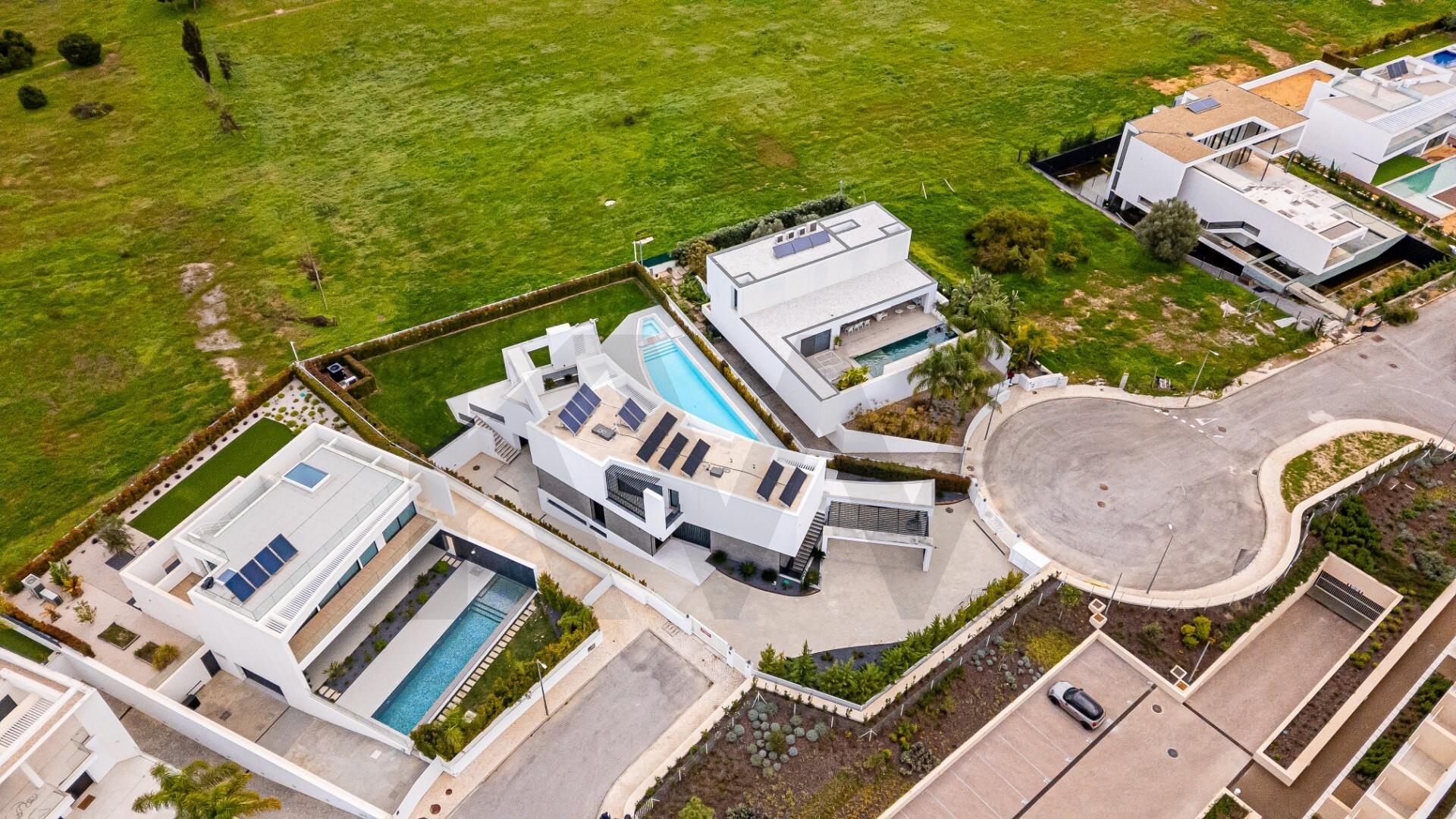 5 Bedroom Home for Sale in Vilamoura - Faro - Portugal - 2