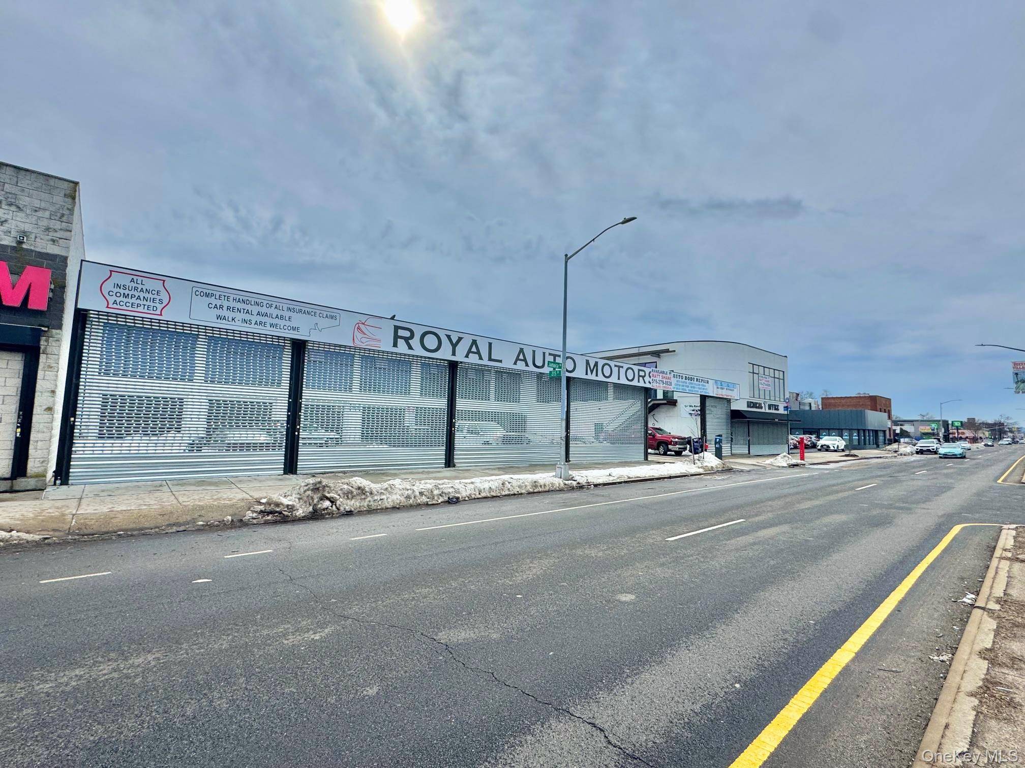 Prédio à Venda em Queens Village - Nova Iorque - EUA - 1