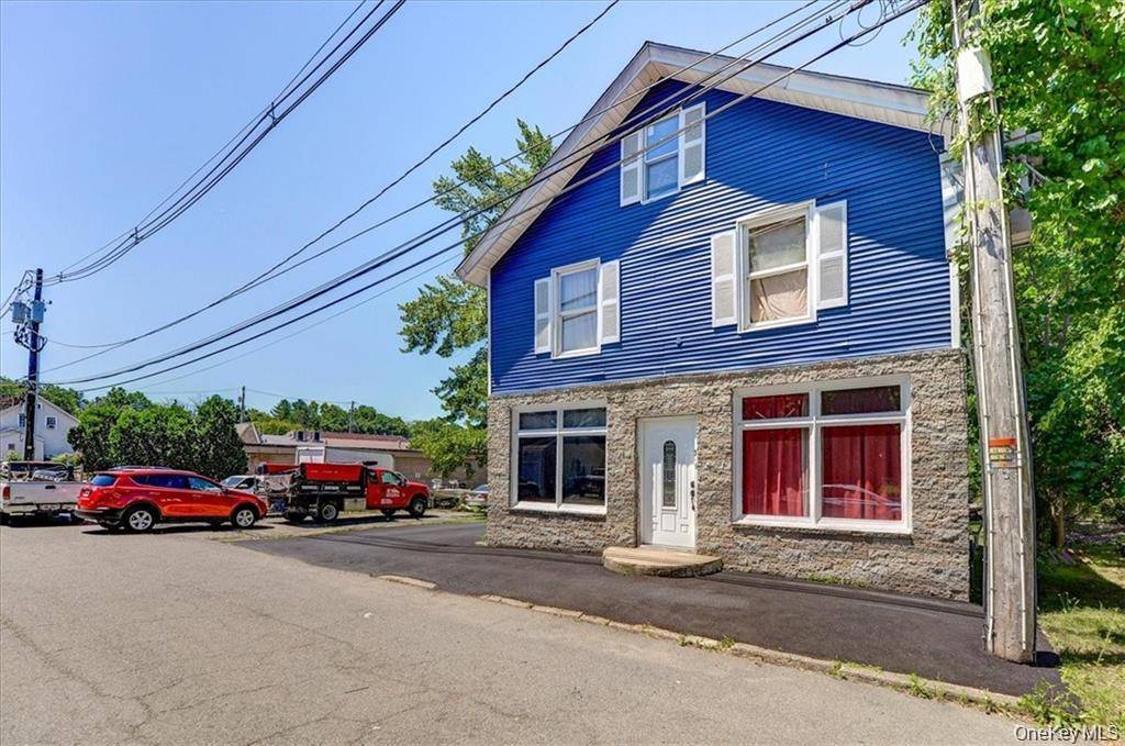 Prédio à Venda em Suffern - Nova Iorque - EUA - 1