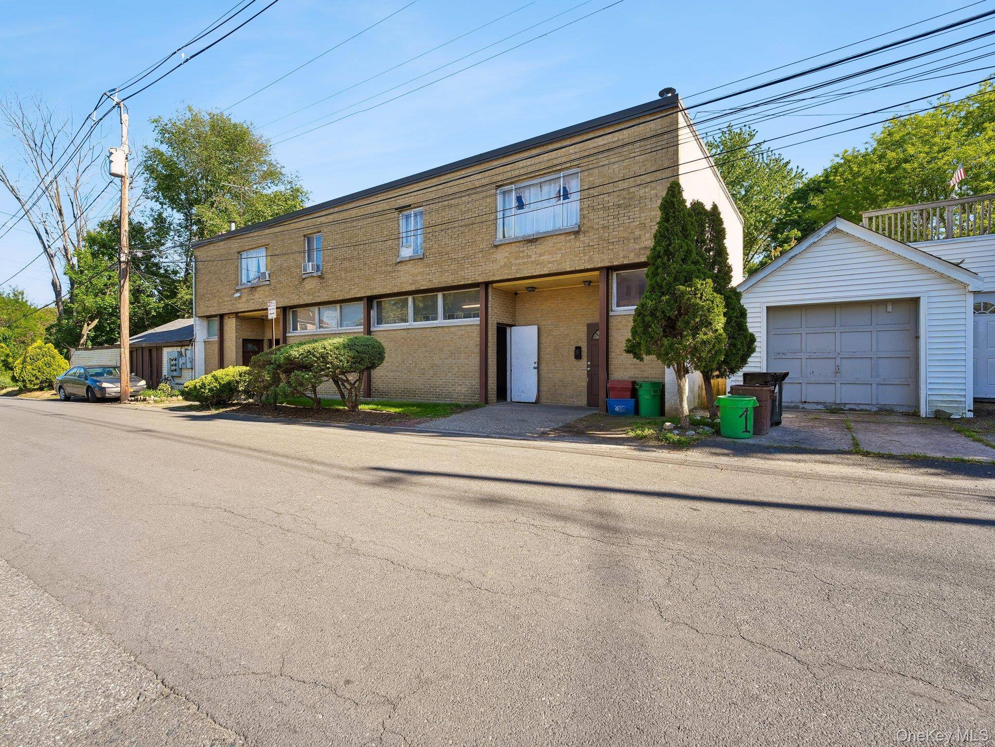 Prédio à Venda em Suffern - Nova Iorque - EUA - 2