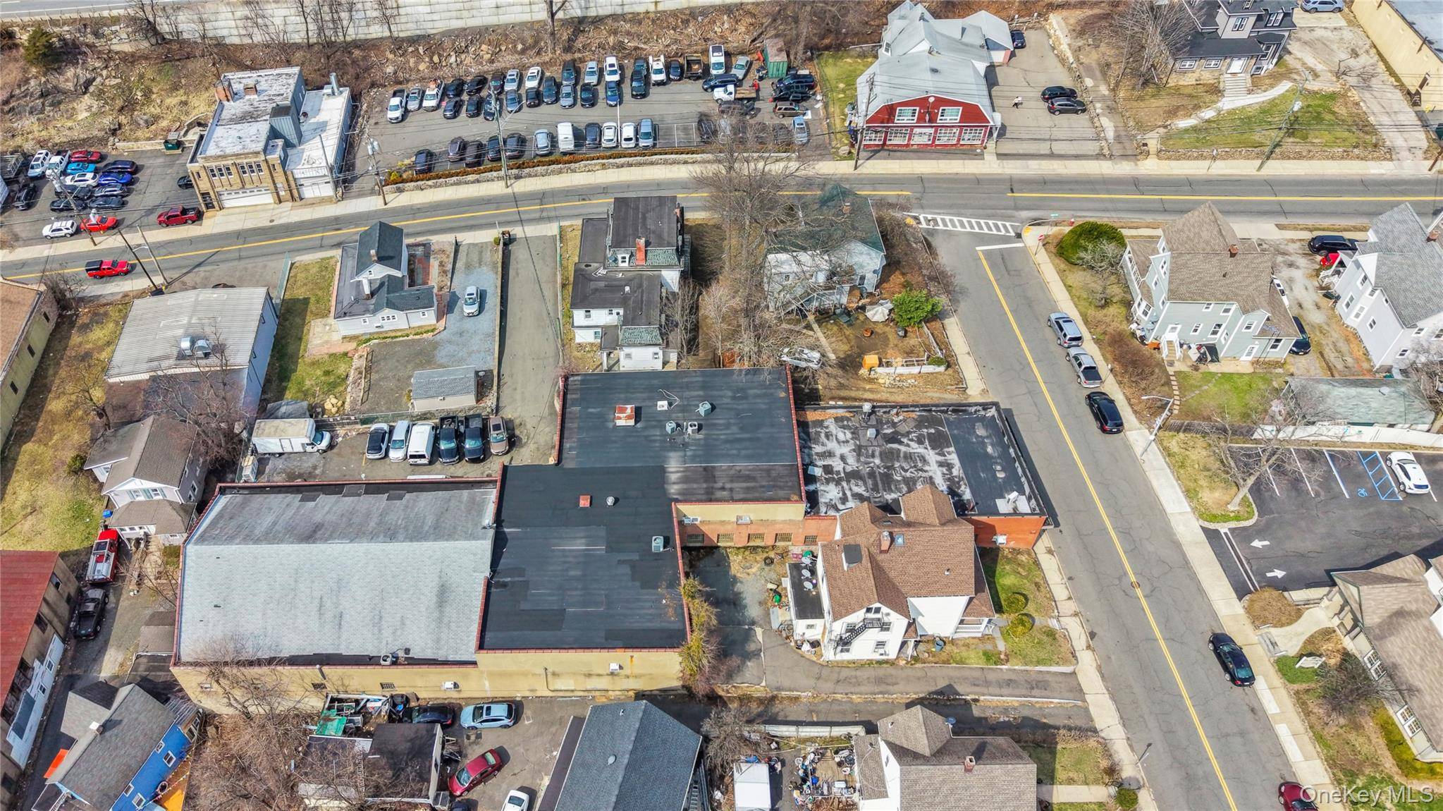 Prédio à Venda em Suffern - Nova Iorque - EUA - 8
