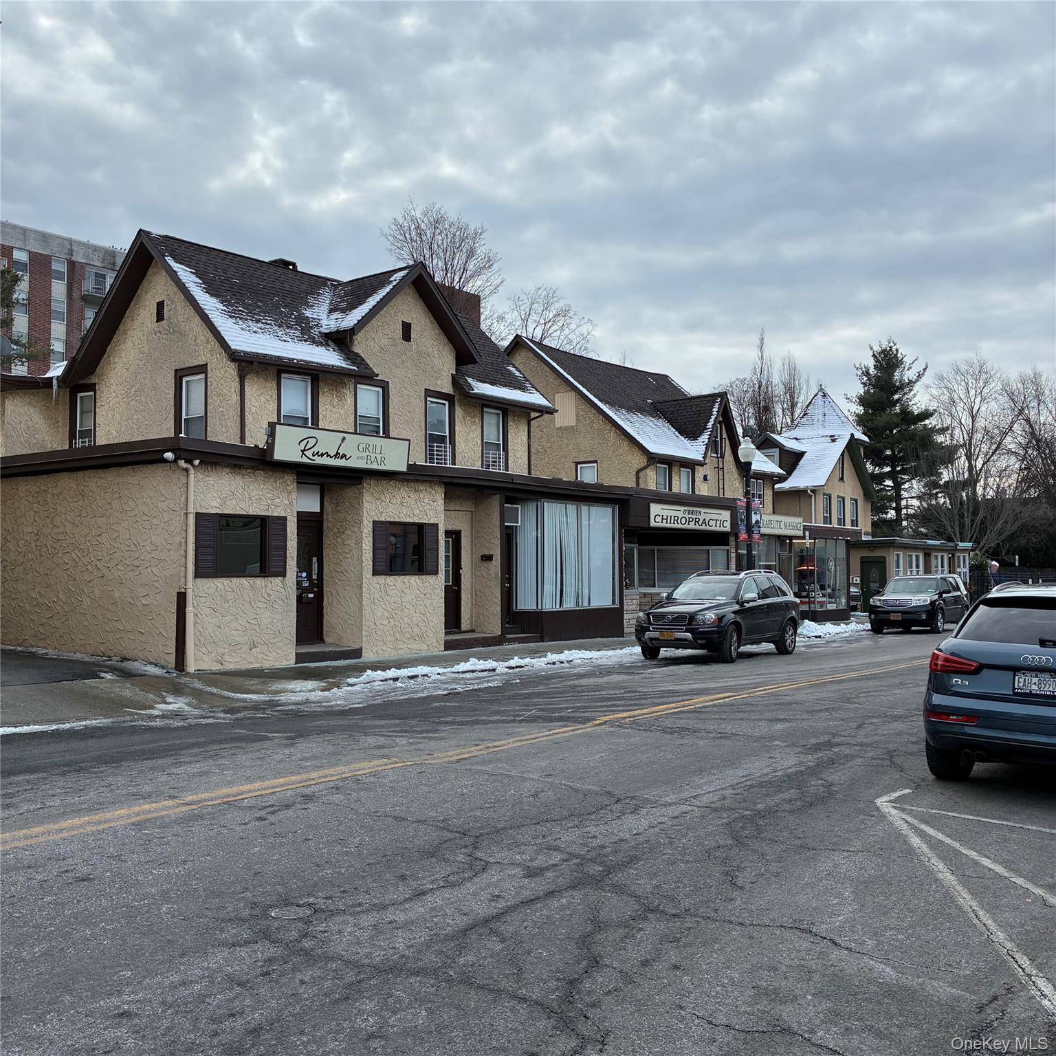 Prédio à Venda em Suffern - Nova Iorque - EUA - 1