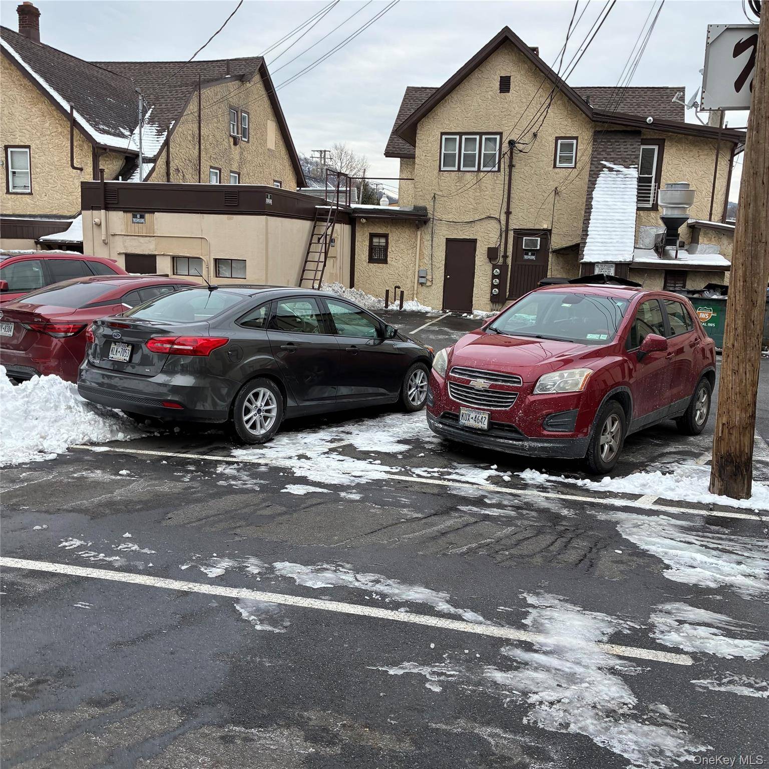 Prédio à Venda em Suffern - Nova Iorque - EUA - 2