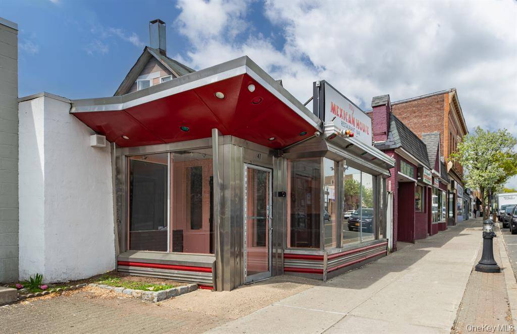 Immeuble à Vendre à Suffern - New York - EUA - 2