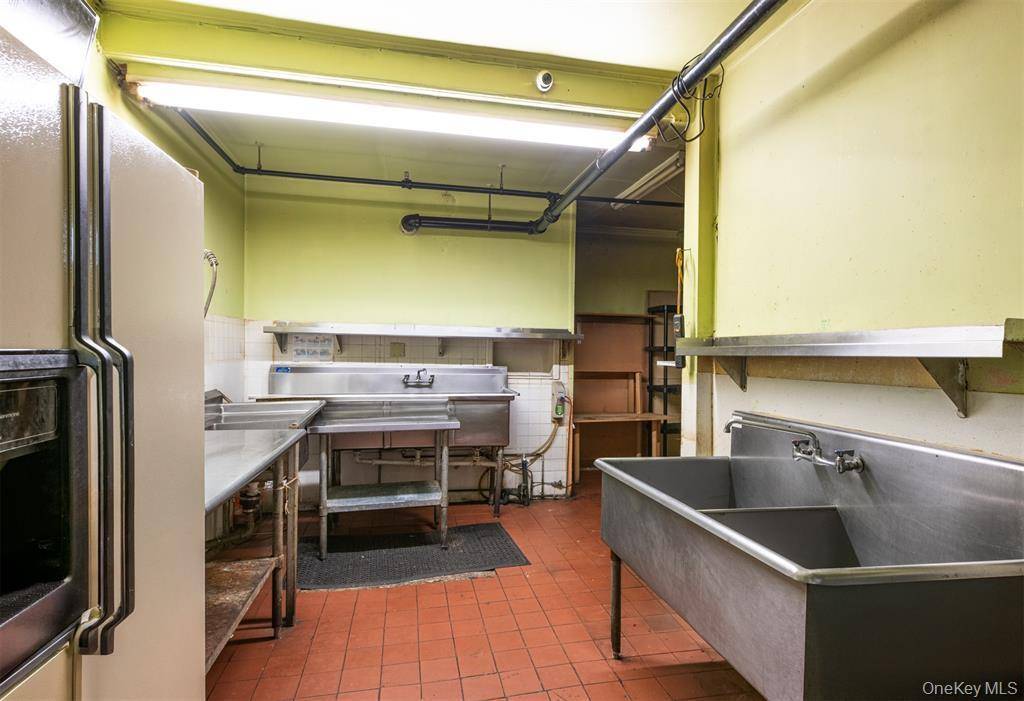 Immeuble à Vendre à Suffern - New York - EUA - 5