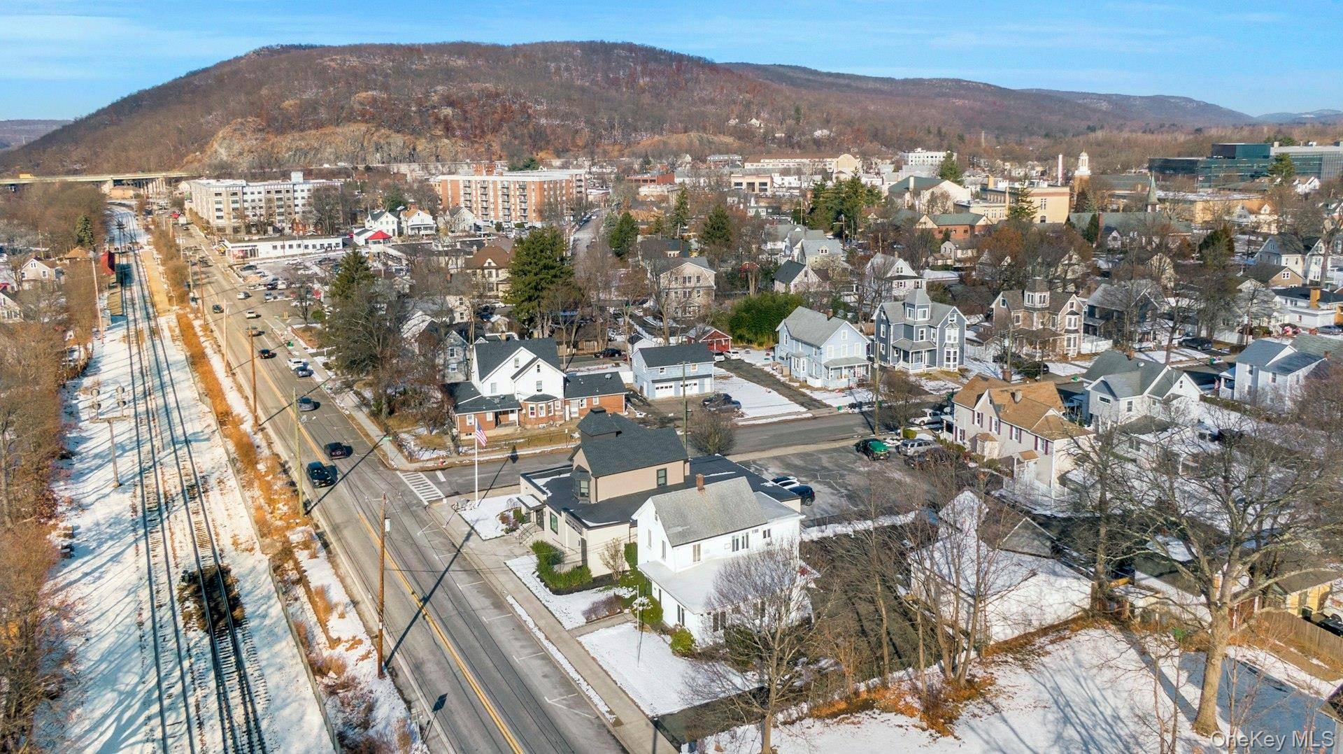 Immeuble à Vendre à Suffern - New York - EUA - 2