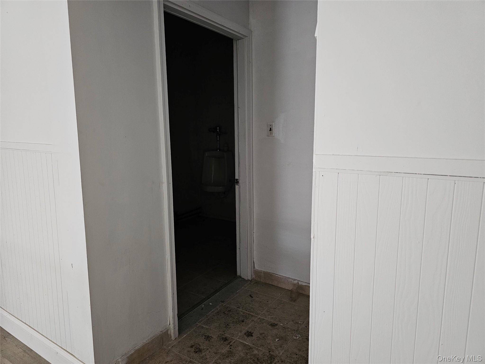 Edificio en Venta en Ulster Park - Nueva York - EE. UU. - 4