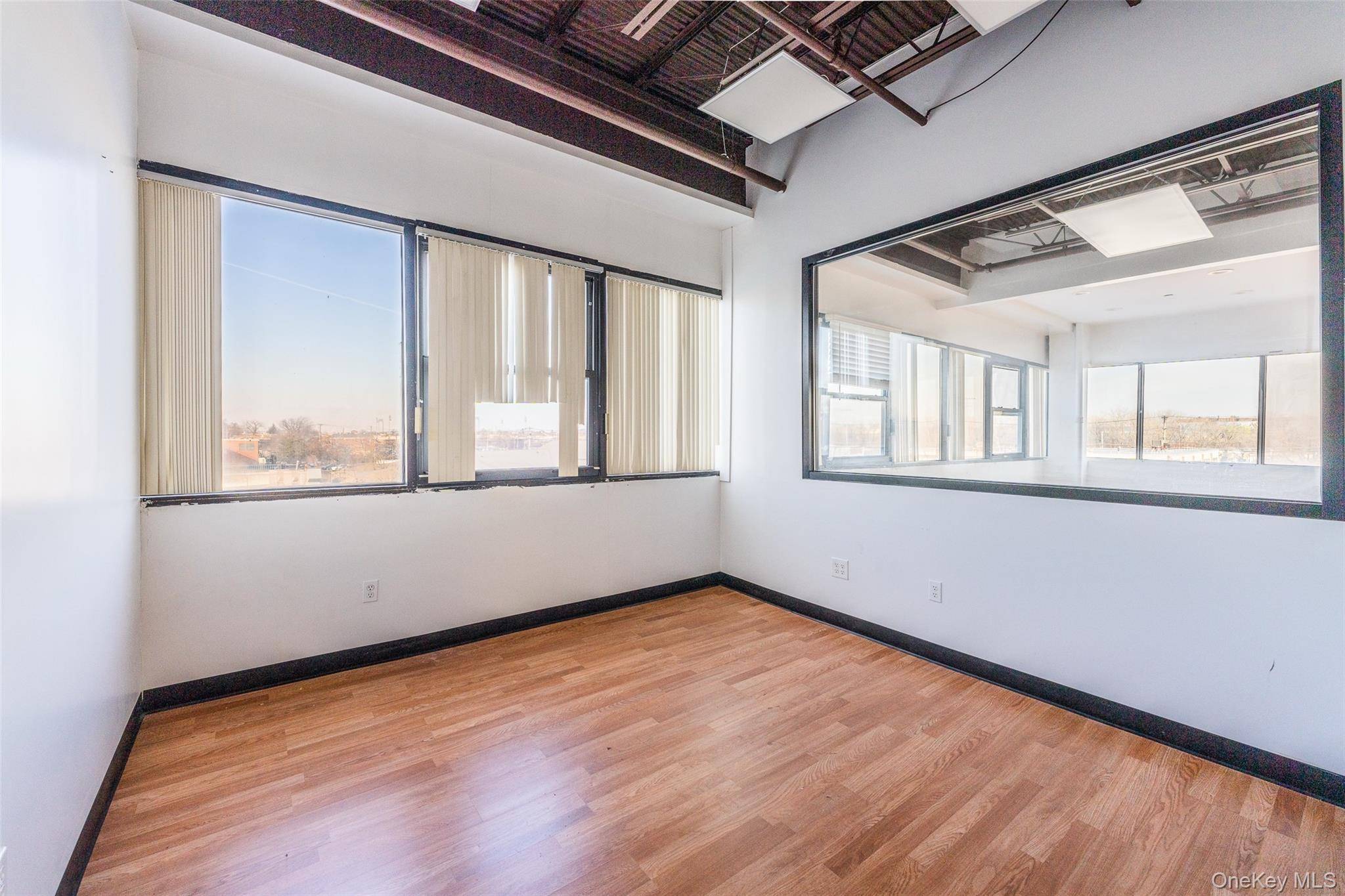Edificio Comercial en Venta en Flushing – College Point - 7