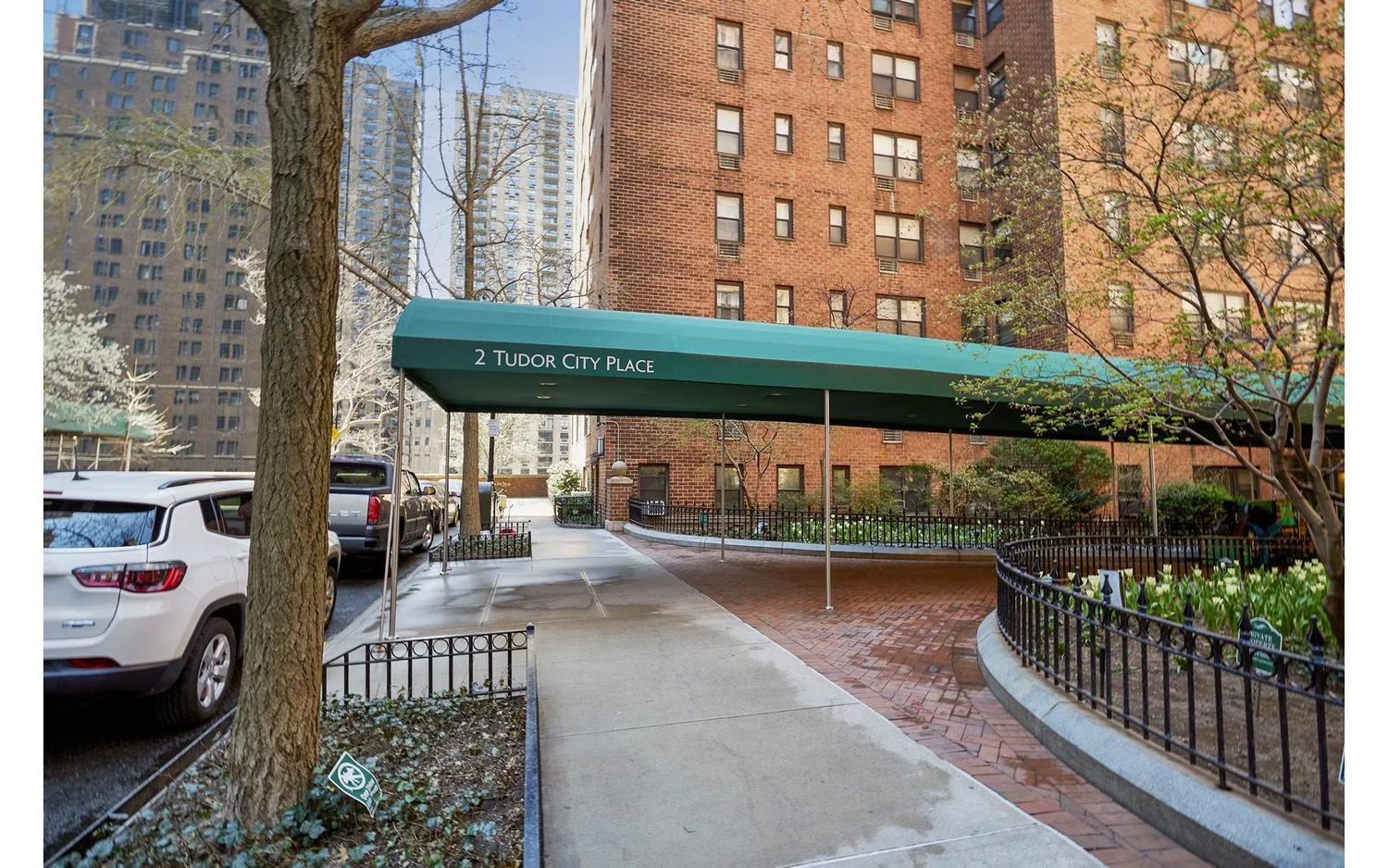 Sala Comercial à Venda em 2 Tudor City Place – Manhattan – New York – NY - 8