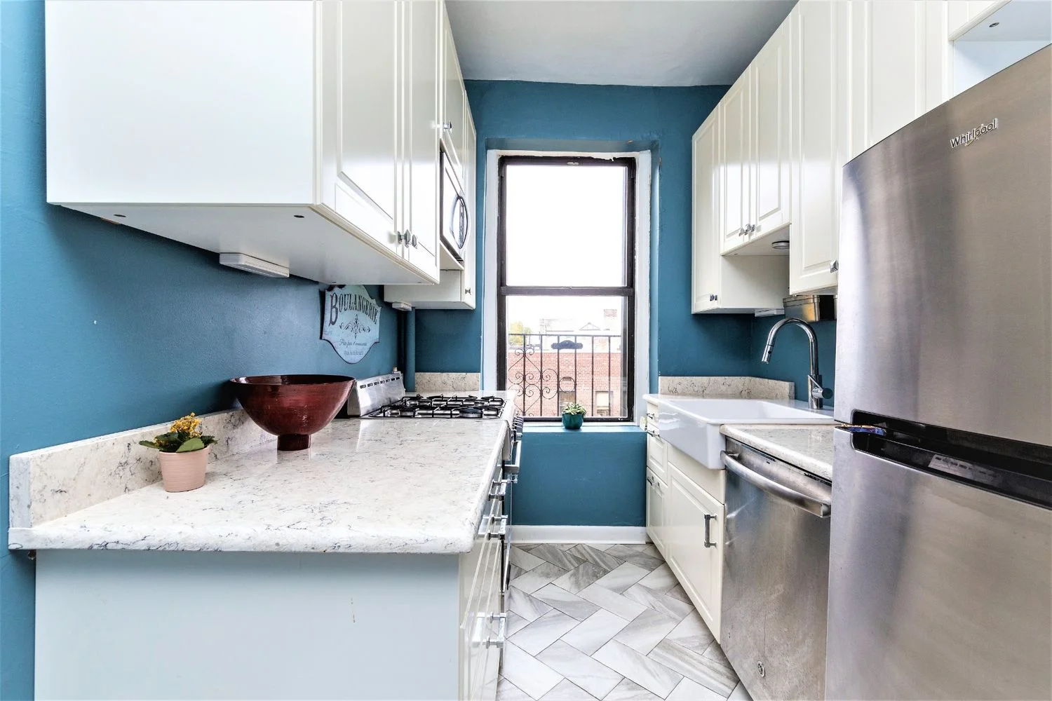 Studio for Sale at 225 Bennett Avenue – Manhattan, New York – NY - 3
