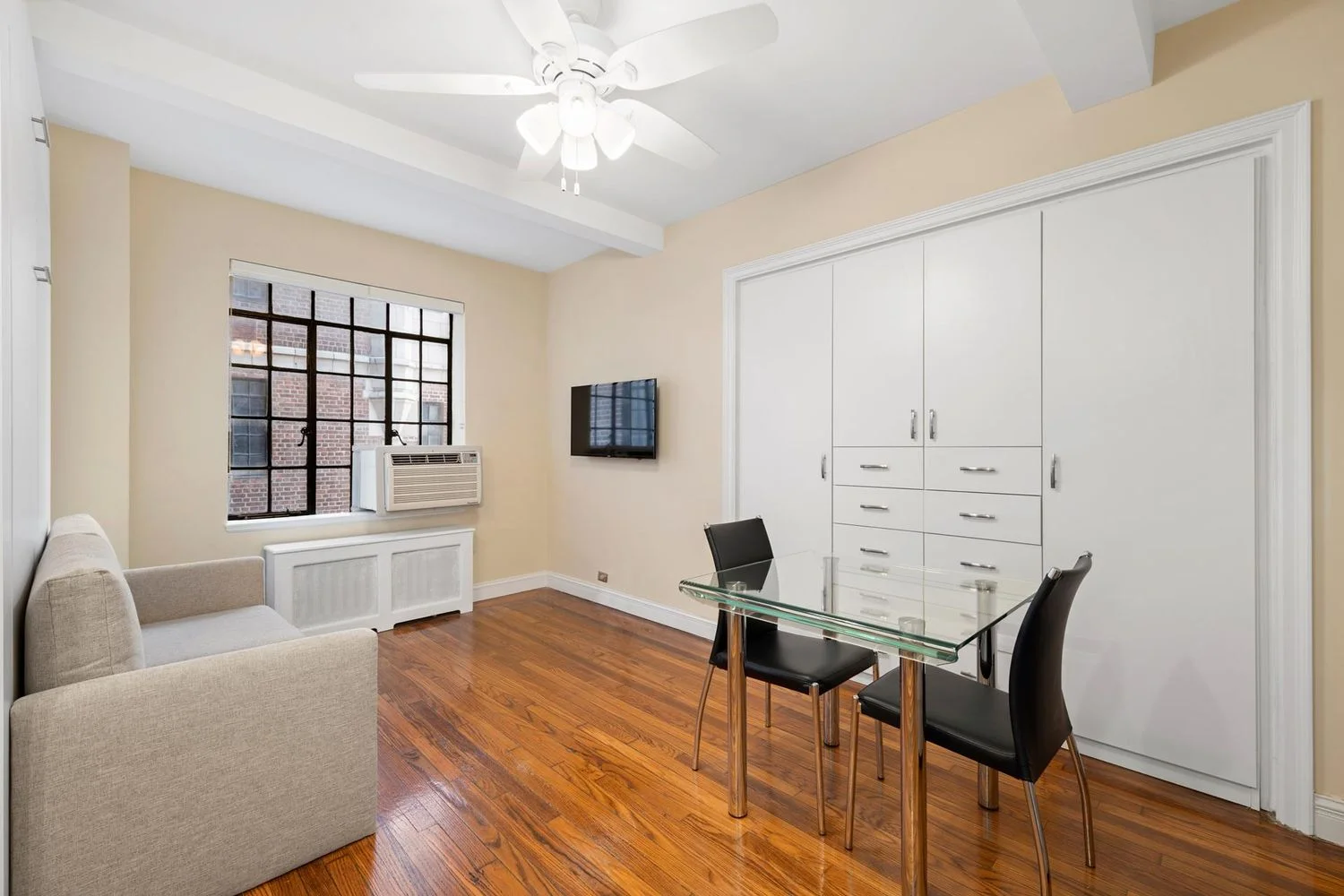 Studio for Sale at 25 Tudor City Place – Manhattan, New York – NY - 8