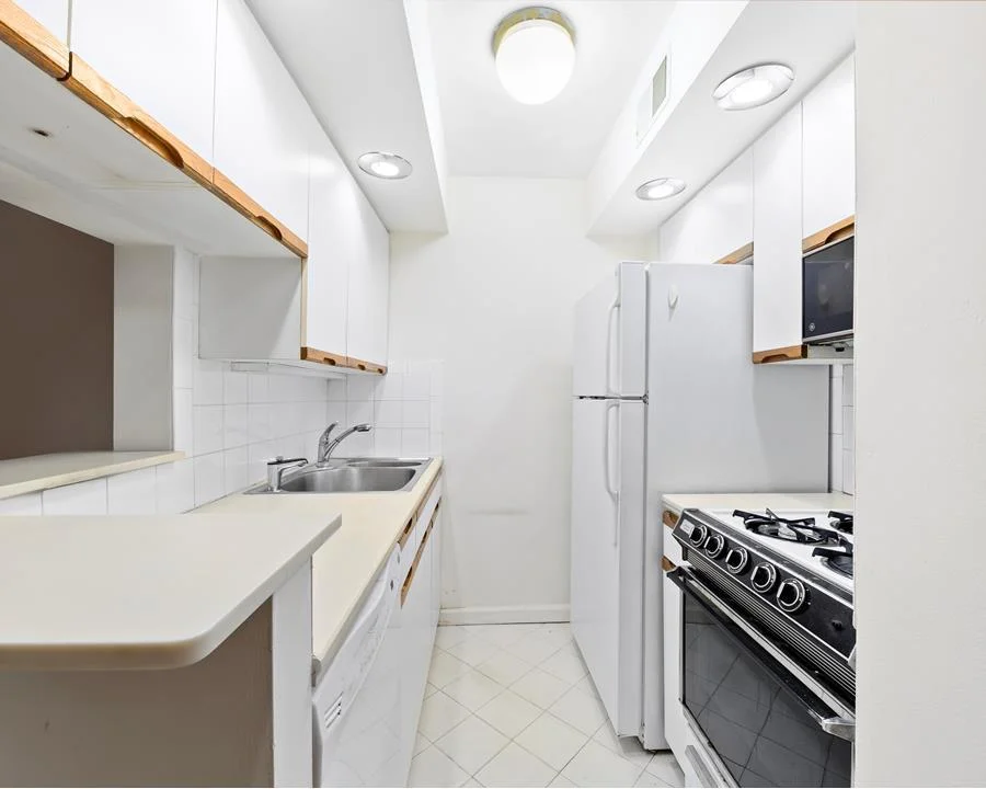 Studio à Venda em 333 East 75th Street – Manhattan, Nova Iorque – NY - 4