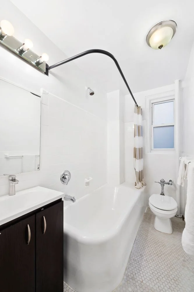 Studio for Sale in Manhattan – 21 East 54th Street – New York – NY - 3