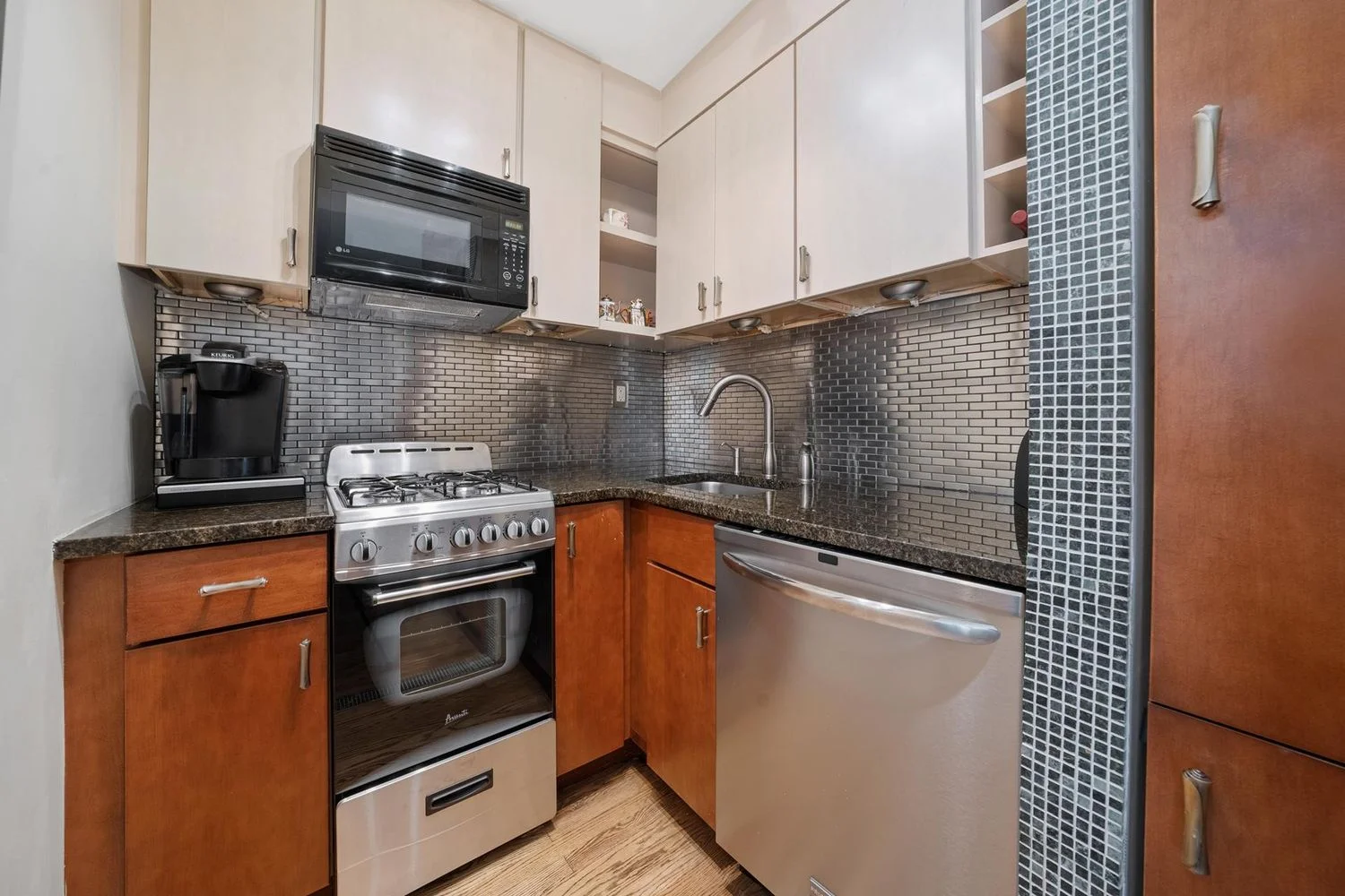 Studio à Venda em Manhattan – 54 East 8th Street – New York – NY - 2