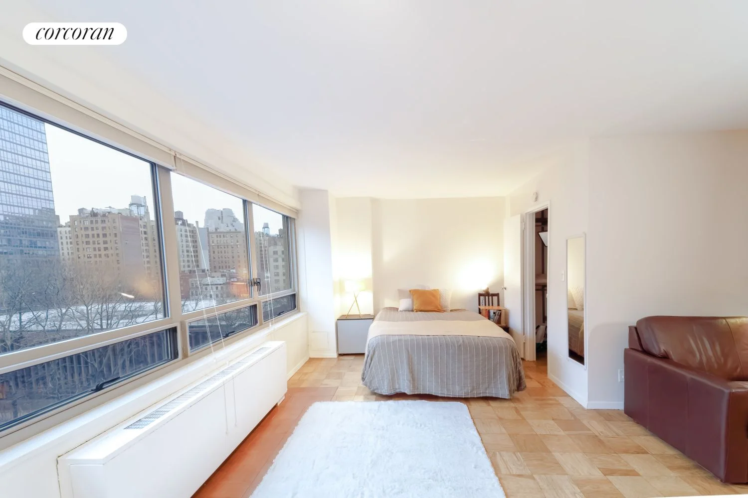 Studio for Sale in Manhattan – New York, NY - 1