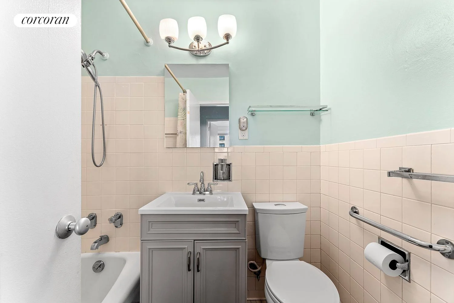 Studio for Sale in Manhattan – New York, NY - 5
