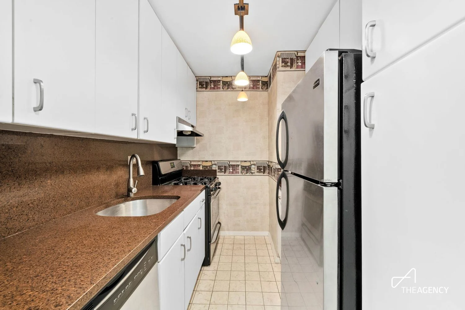 Studio for Sale in Manhattan – New York, NY - 2