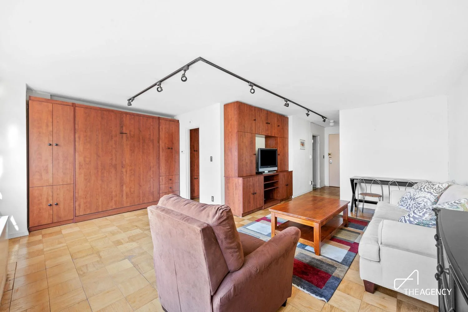 Studio for Sale in Manhattan – New York, NY - 3