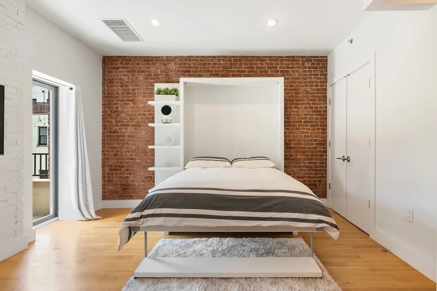 Studio for Sale in Manhattan – New York, NY - 2