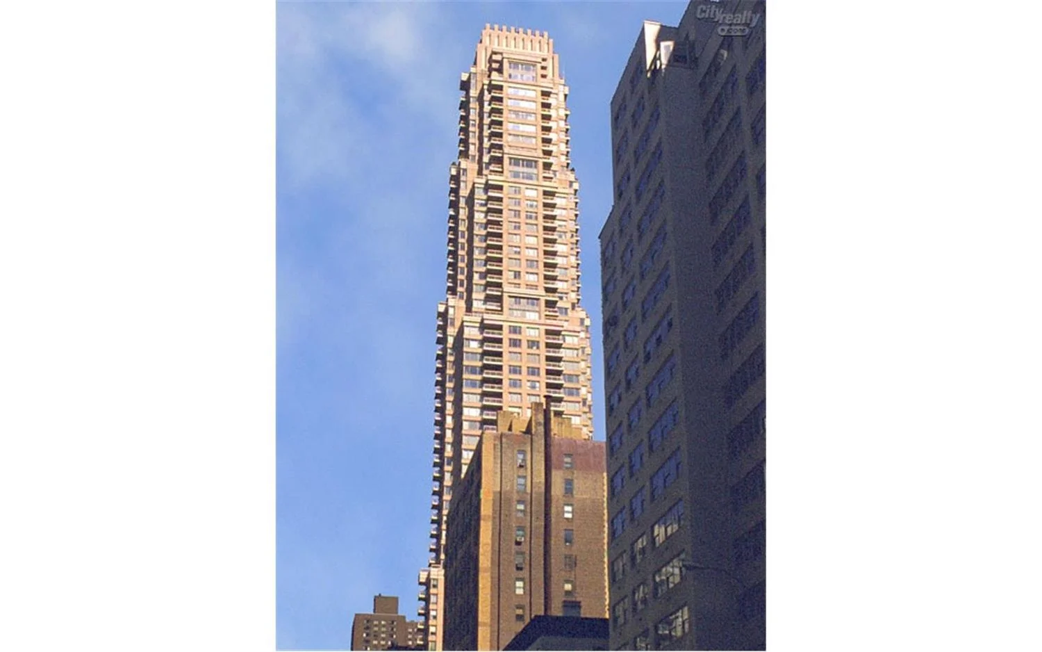 Studio for Sale in Manhattan – New York, NY - 4