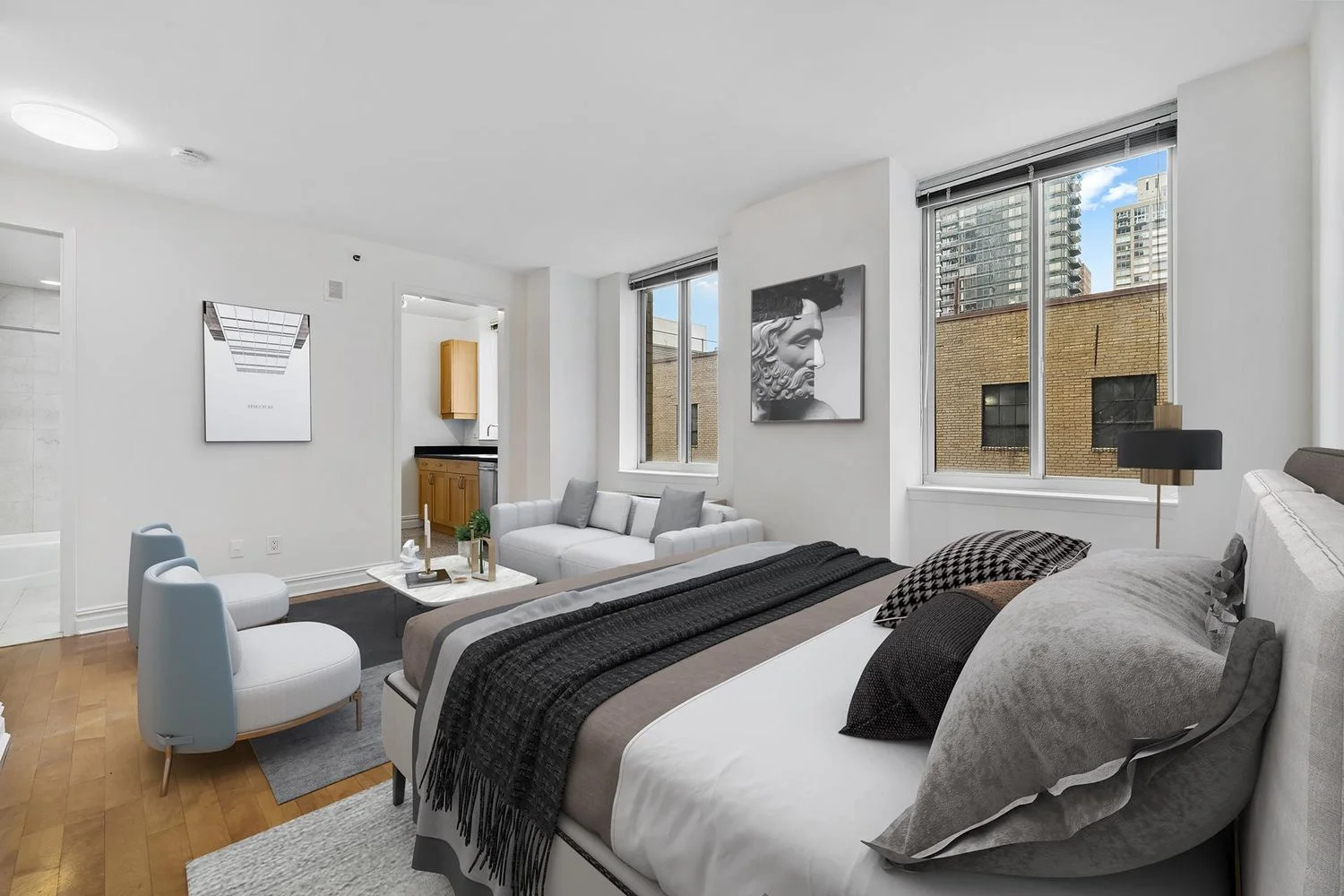 Studio for Sale in Manhattan – New York, NY - 1
