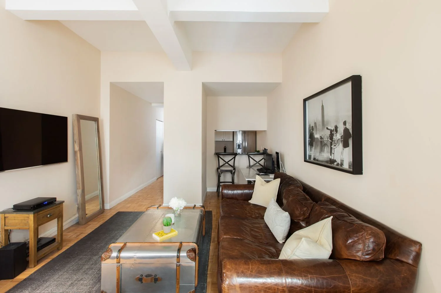 Studio for Sale in Manhattan – New York, NY - 1