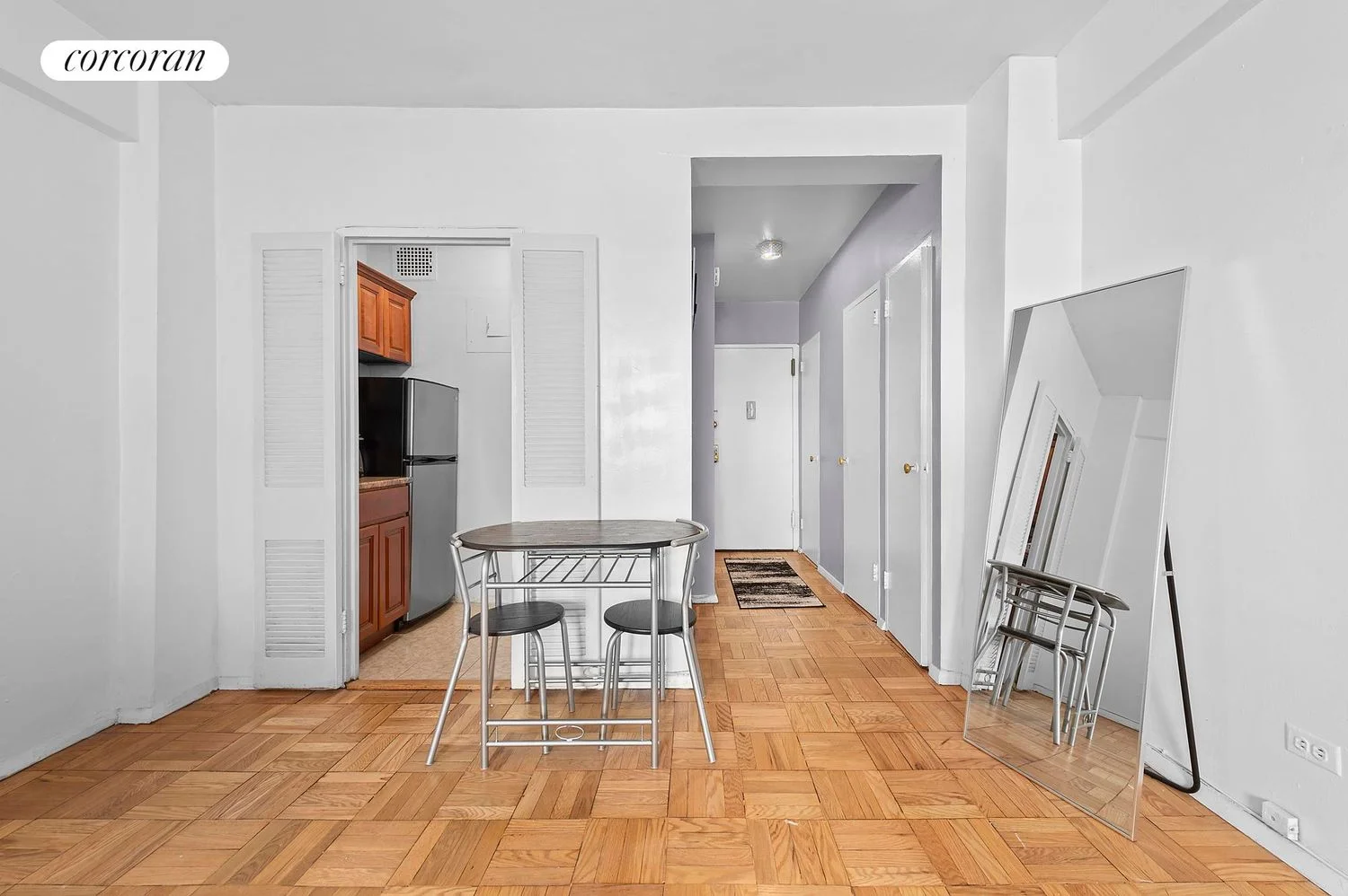 Studio For Sale in Manhattan, New York – 310 East 49th Street – NY - 5