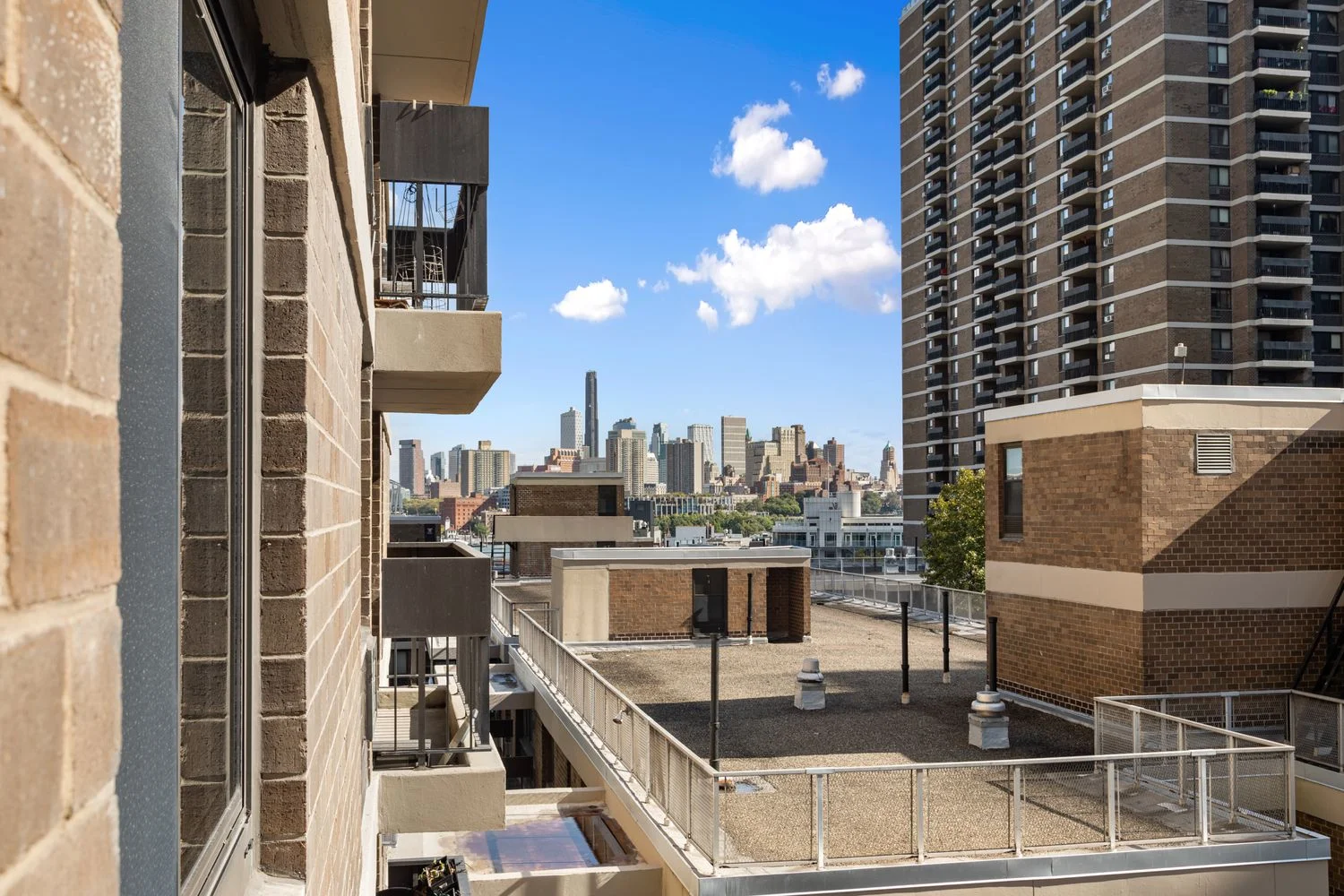 Studio for Sale in Manhattan – New York, NY - 8