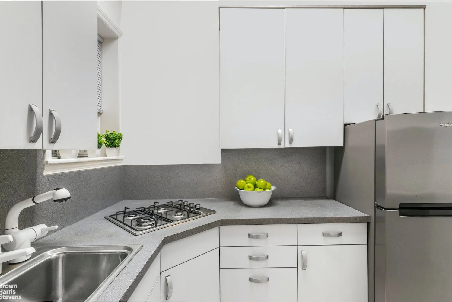 Studio for Sale at 120 East 83rd Street, Unit 1D – Manhattan – New York – NY - 2