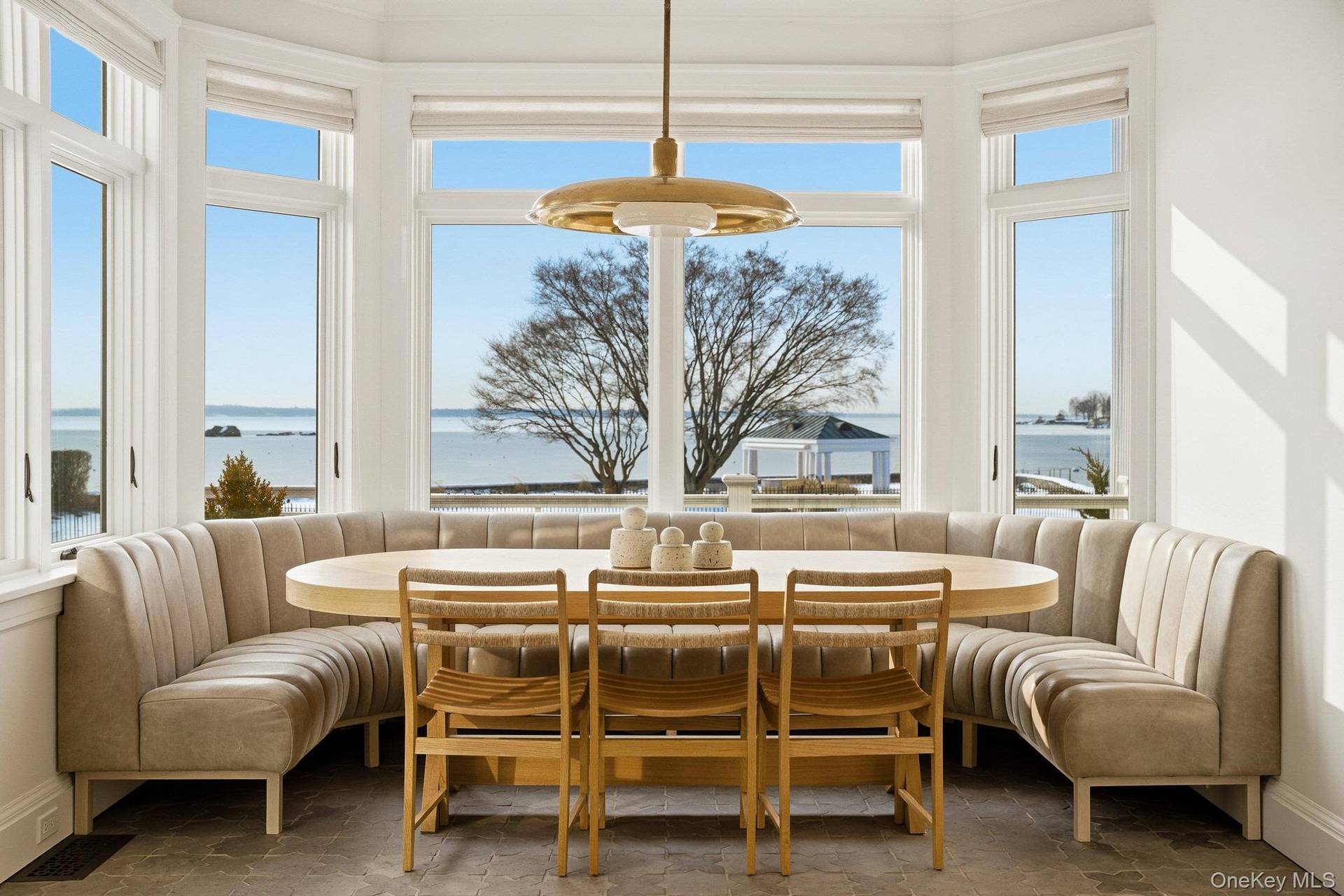 Casa com 7 Quartos à Beira-Mar à Venda em Larchmont, NY, EUA - 7