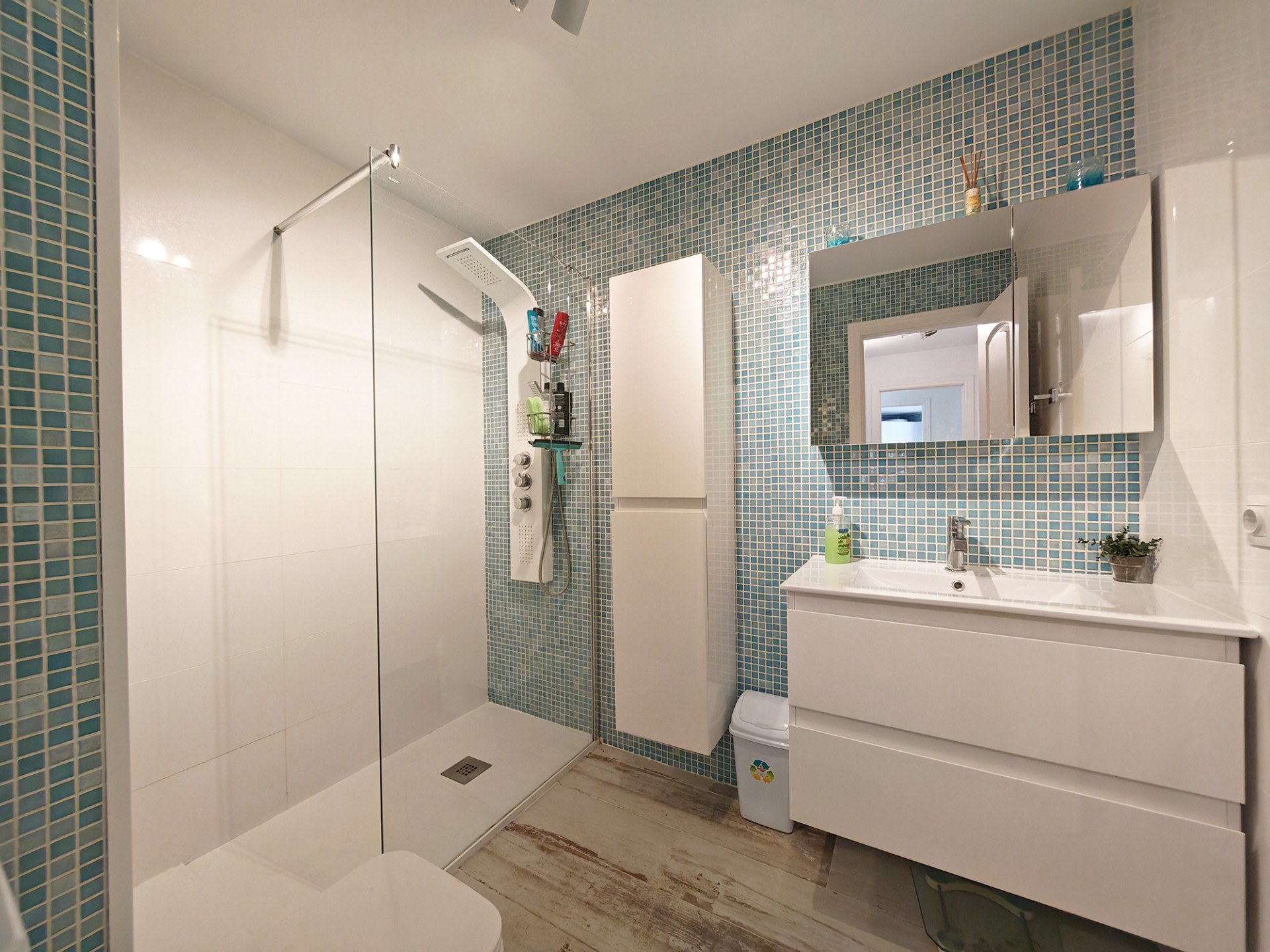 Appartement en Bord de Mer avec Vue Mer à Vendre à Manilva, Costa del Sol - 8