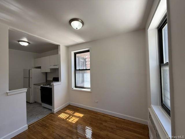 Apartamento à Venda em Forest Hills - Nova Iorque - EUA - 5