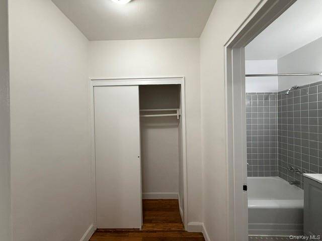 Apartamento à Venda em Forest Hills - Nova Iorque - EUA - 7