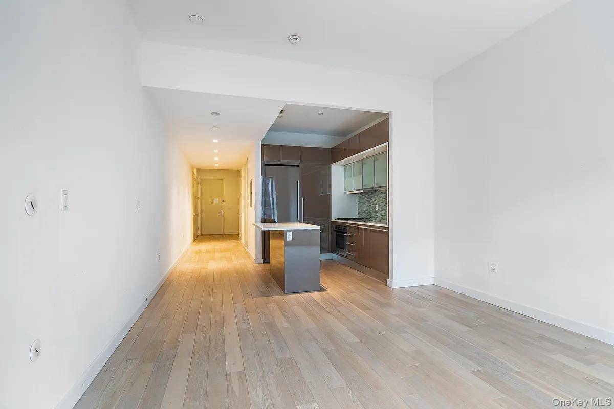 Studio Home for Sale in New York - Manhattan - New York - USA - 6