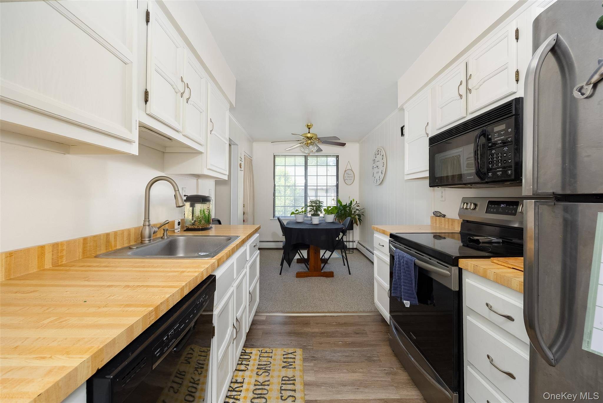 Apartamento à Venda em Pleasantville - Nova Iorque - EUA - 3