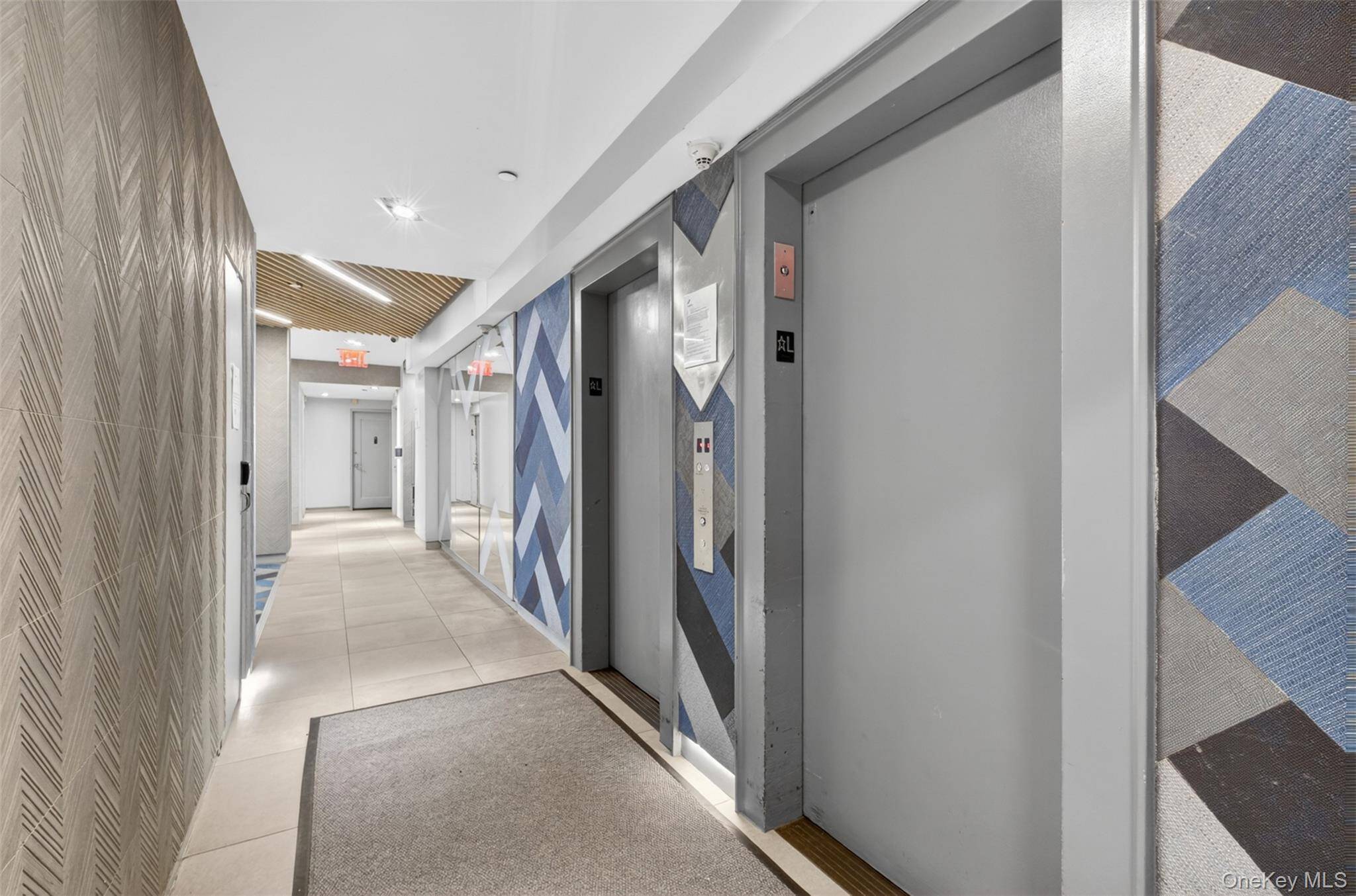 Apartment for Sale in Rego Park - New York - USA - 4
