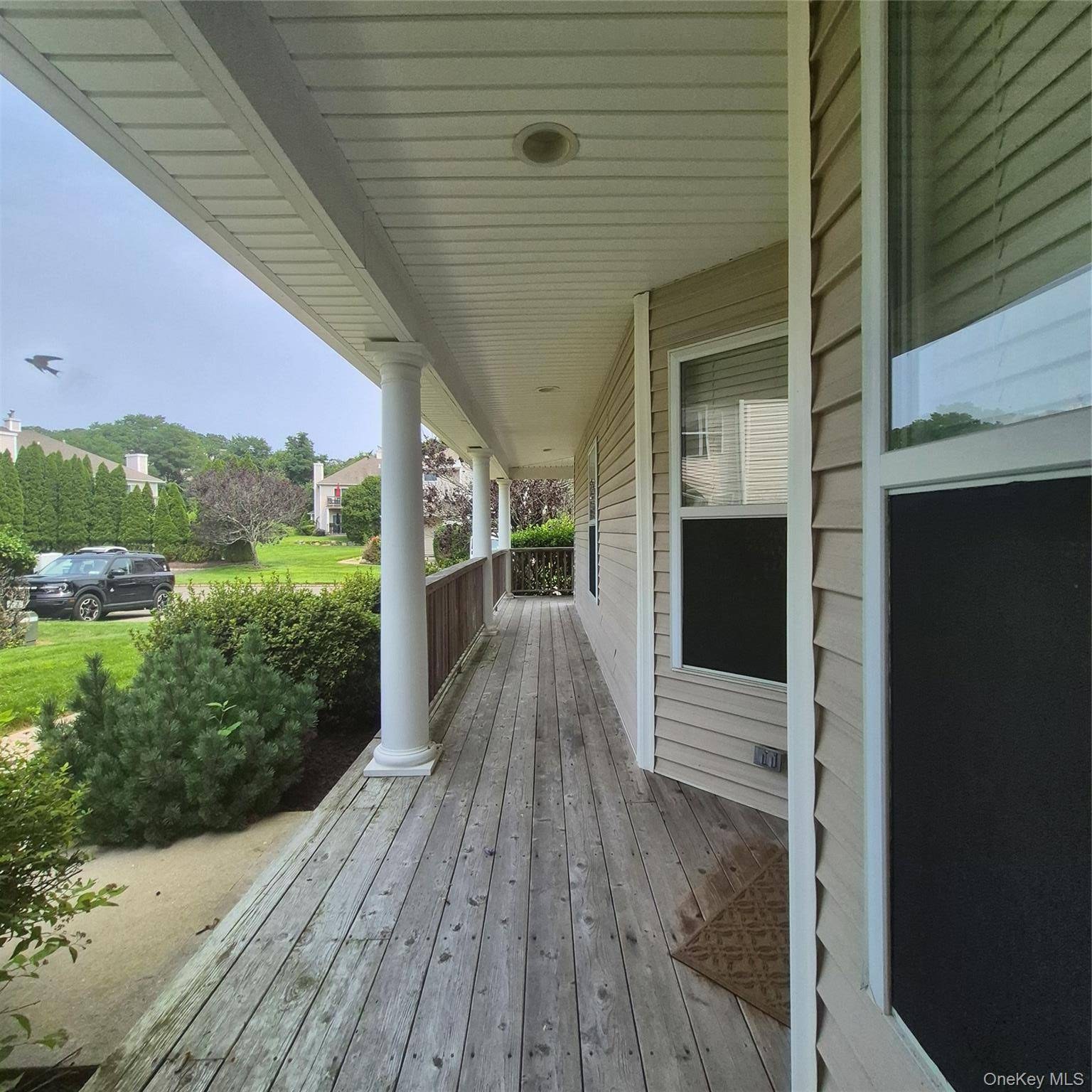 Apartamento à Venda em Riverhead - Nova Iorque - EUA - 2